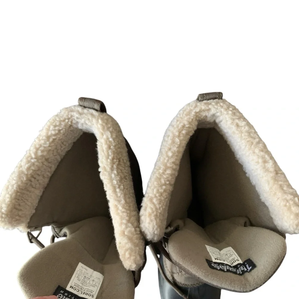 Sorel Green & Black Women’s Size 8 Thinsulate Insulation Faux Fur Boots
